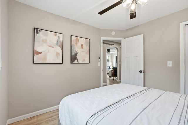 2904 Oregon Avenue S, Saint Louis Park, MN 55426