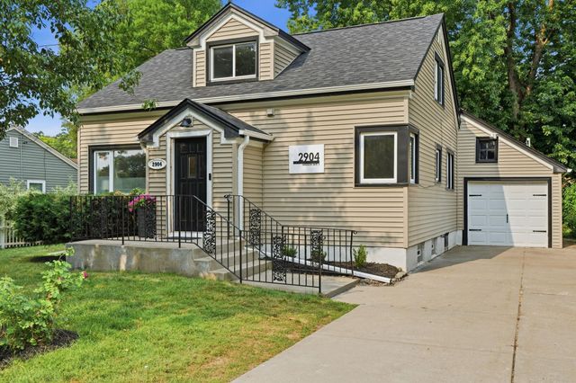 2904 Oregon Avenue S, Saint Louis Park, MN 55426