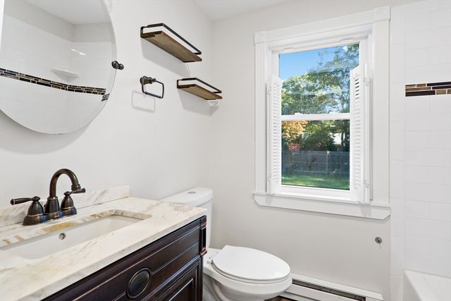 10 Briar Patch Lane, Mashpee, MA 02649