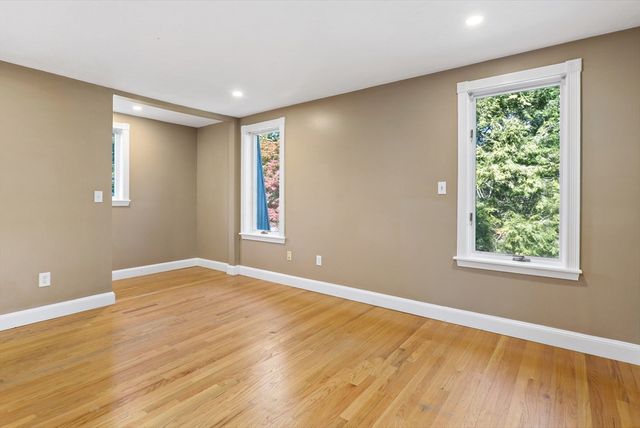 10 Briar Patch Lane, Mashpee, MA 02649