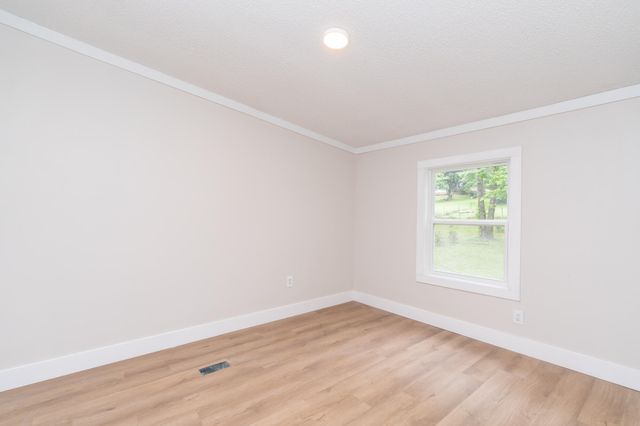 161 Lake Forest Drive, Birchwood, TN 37308