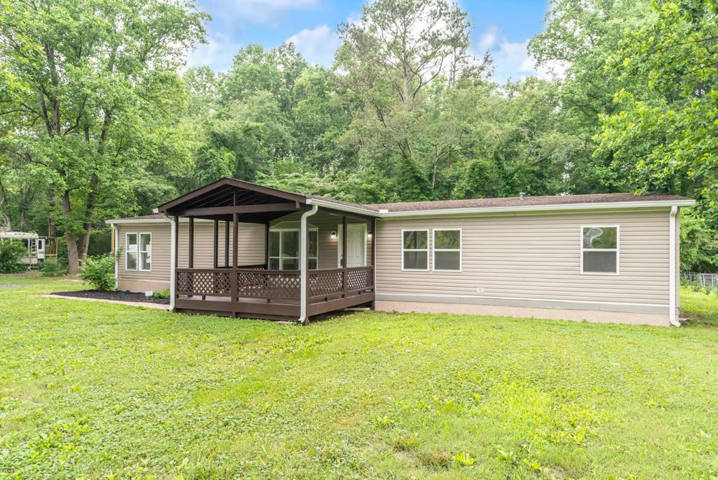 161 Lake Forest Drive, Birchwood, TN 37308