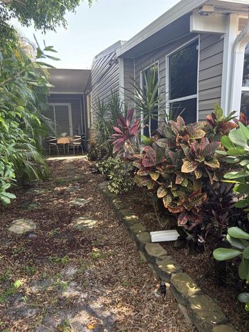 6700 NW 45th Avenue S-7, Coconut Creek, FL 33073