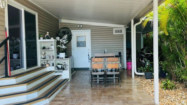 6700 NW 45th Avenue S-7, Coconut Creek, FL 33073