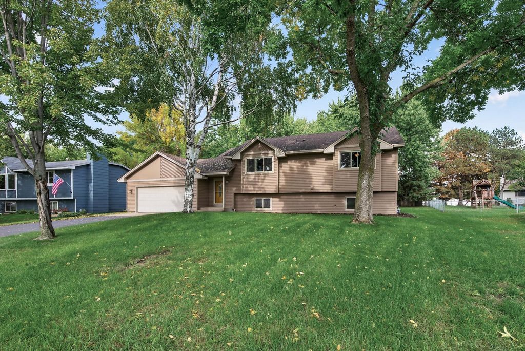 11012 Xylon Lane N, Champlin, MN 55316 — exterior