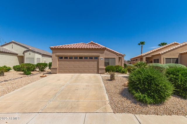 15844 W ARROWHEAD Drive, Surprise, AZ 85374
