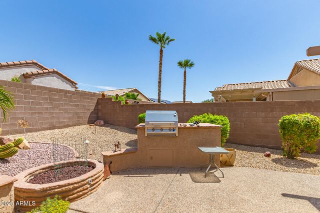 15844 W ARROWHEAD Drive, Surprise, AZ 85374