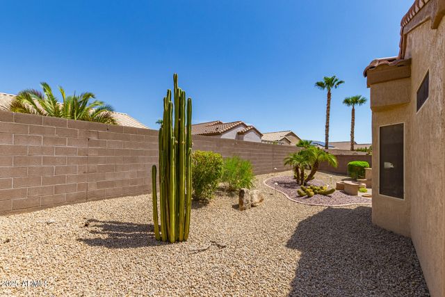 15844 W ARROWHEAD Drive, Surprise, AZ 85374