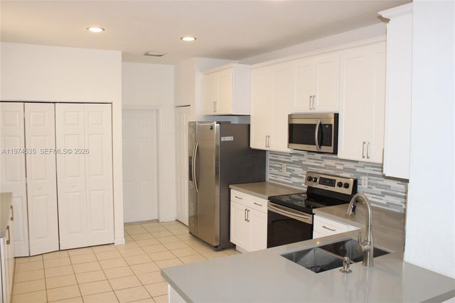 3857 Tree Top Dr 3857, Weston, FL 33332