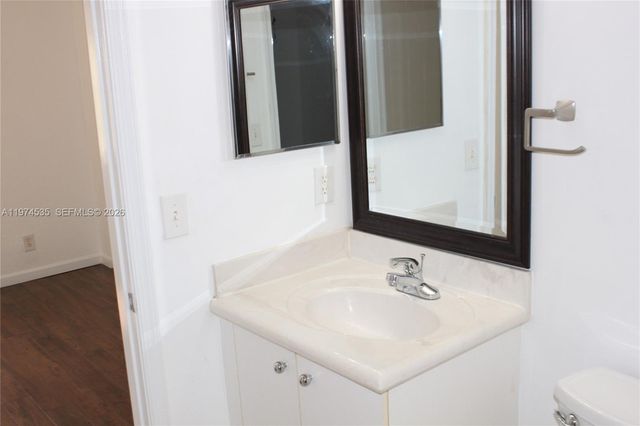 3857 Tree Top Dr 3857, Weston, FL 33332