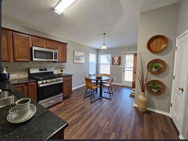 3209 Barksdale DR, Austin, TX 78725