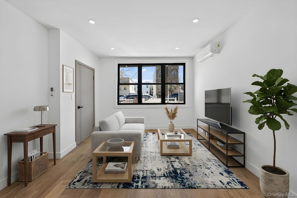 52 28 Avenue, Brooklyn, NY 11214 — photo 2