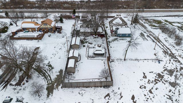 2743 N M-140, Watervliet Twp, MI 49098