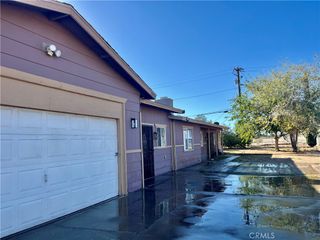 10715 3rd Avenue, Hesperia, CA 92345
