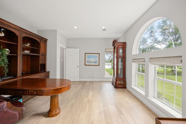 15050 Lake Paula Drive, Willis, TX 77318