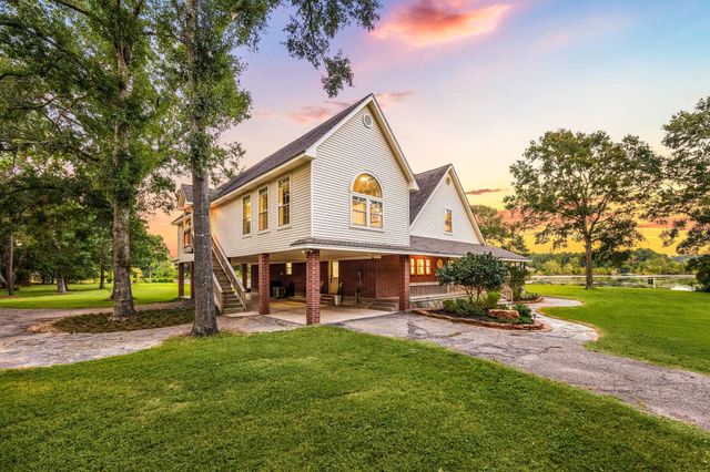 15050 Lake Paula Drive, Willis, TX 77318