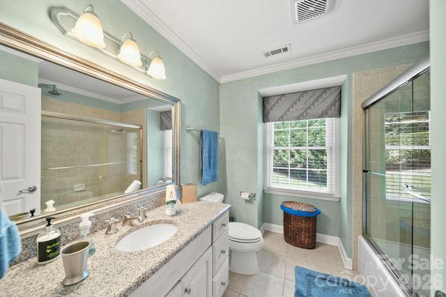 200 Keyhole Court, Cramerton, NC 28032