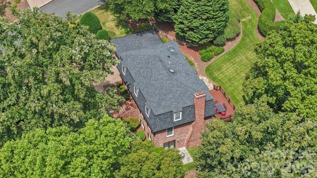 200 Keyhole Court, Cramerton, NC 28032