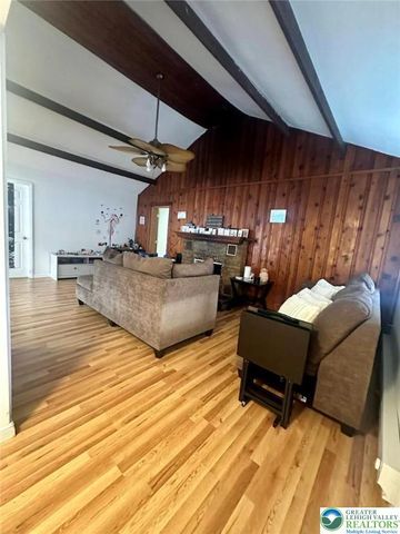 204 Shawnee Drive, Middle Smithfield Twp, PA 18302