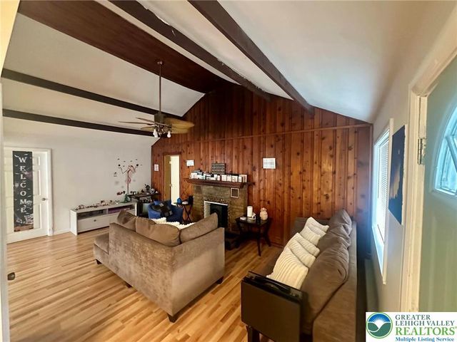 204 Shawnee Drive, Middle Smithfield Twp, PA 18302