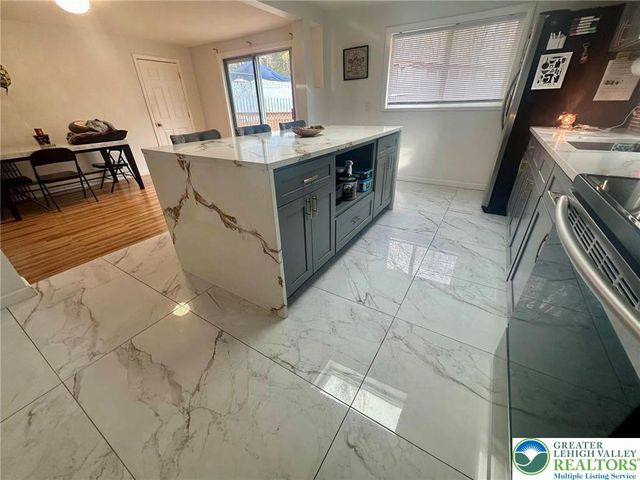 204 Shawnee Drive, Middle Smithfield Twp, PA 18302