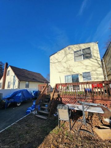 1310 E Henry St, Linden City, NJ 07036