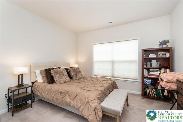 3697 Cottage Drive, Bethlehem City, PA 18020