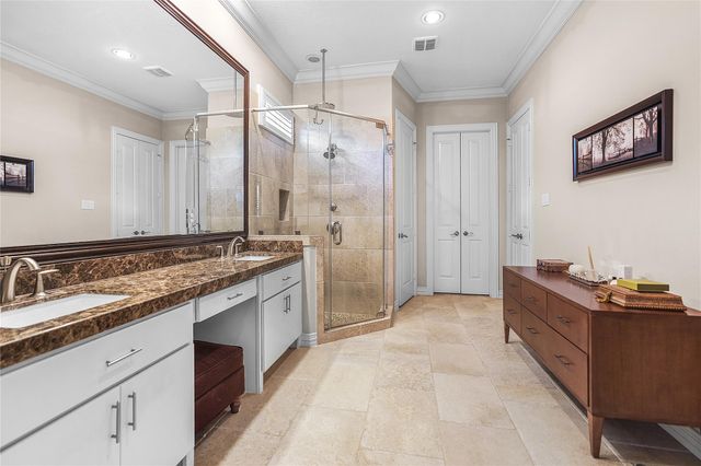 1826 Jade Hollow Lane, Houston, TX 77077