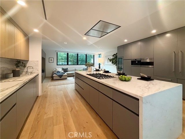 9844 Wanda Park, Beverly Hills, CA 90210