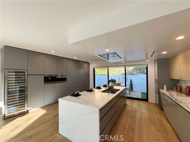 9844 Wanda Park, Beverly Hills, CA 90210