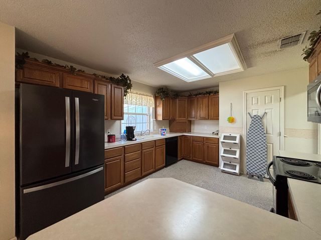 1502 Culpepper Avenue, Wilson, TX 79381