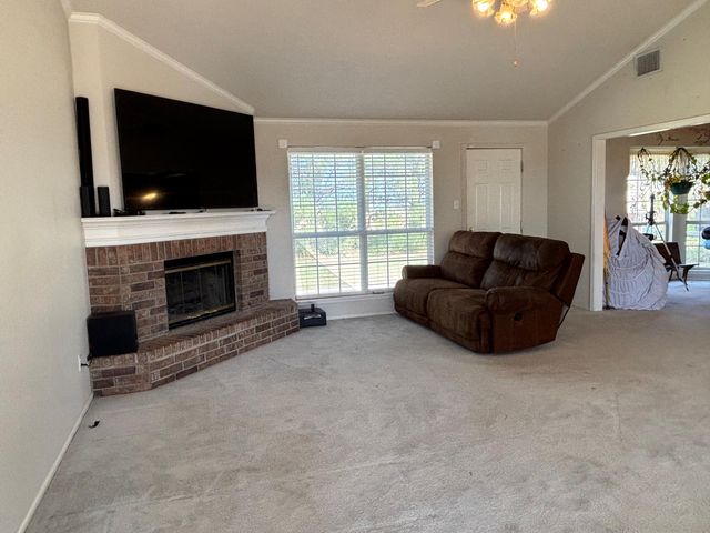 1502 Culpepper Avenue, Wilson, TX 79381