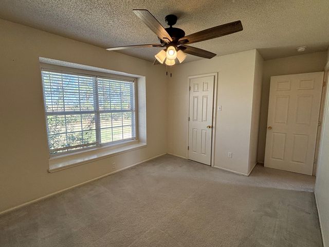 1502 Culpepper Avenue, Wilson, TX 79381