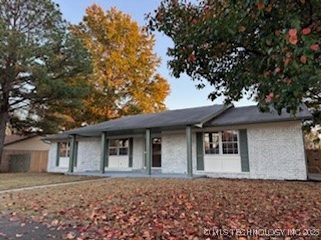 2701 E Indianola Street, Broken Arrow, OK 74014