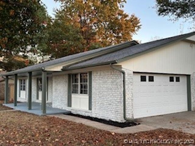 2701 E Indianola Street, Broken Arrow, OK 74014