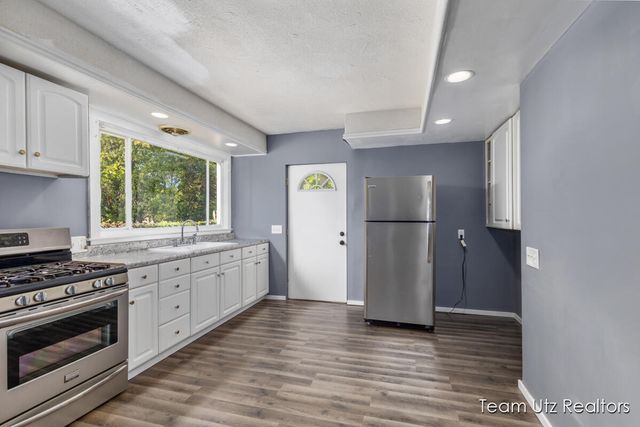 917 Jefferson Avenue, Grand Rapids, MI 49507