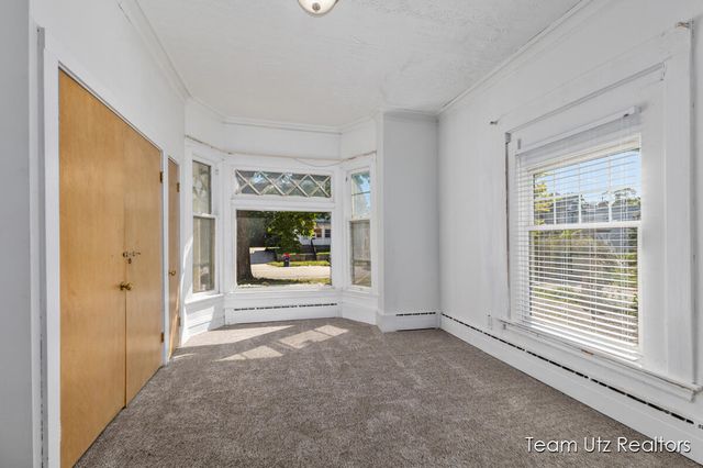 917 Jefferson Avenue, Grand Rapids, MI 49507