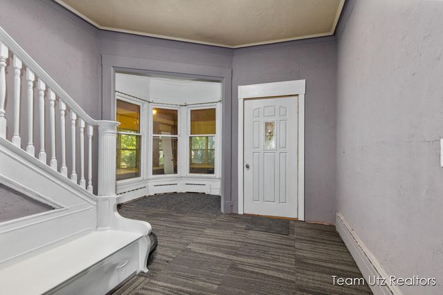 917 Jefferson Avenue, Grand Rapids, MI 49507
