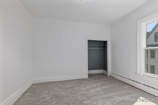 917 Jefferson Avenue, Grand Rapids, MI 49507