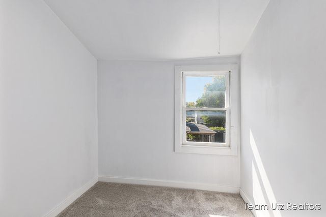917 Jefferson Avenue, Grand Rapids, MI 49507