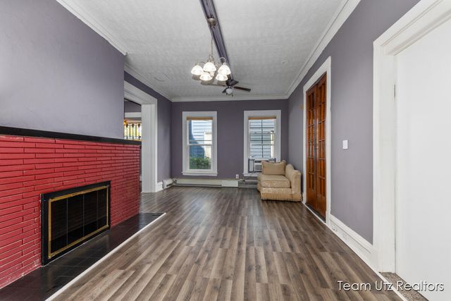917 Jefferson Avenue, Grand Rapids, MI 49507