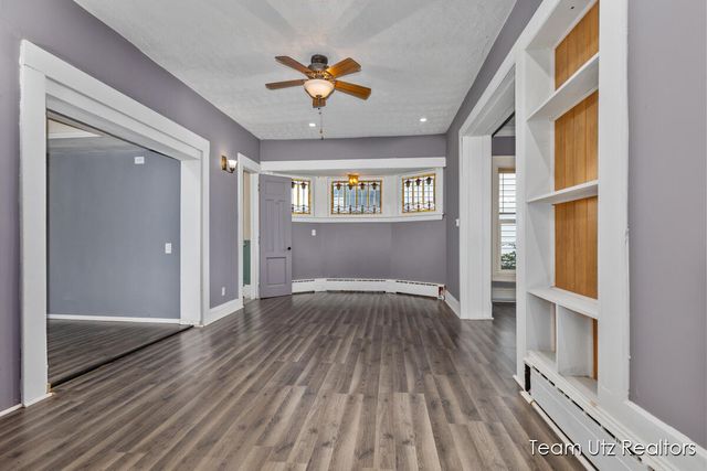 917 Jefferson Avenue, Grand Rapids, MI 49507