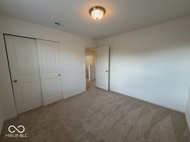 5860 Crowley Parkway, Whitestown, IN 46075