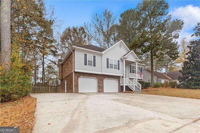 5907 Seven Oaks Drive, Powder Springs, GA 30127