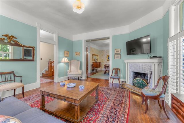 334 E Pembroke AVE, Hampton, VA 23669