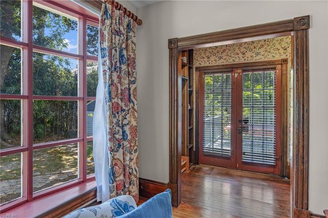 334 E Pembroke AVE, Hampton, VA 23669