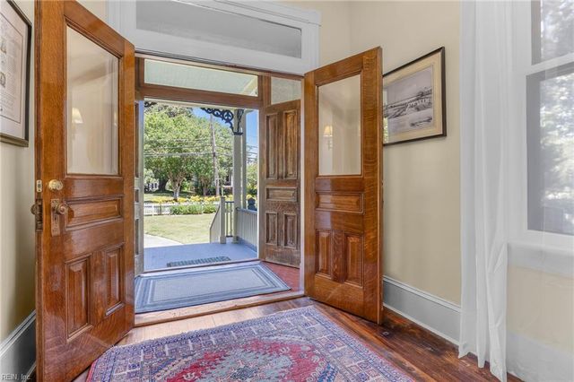 334 E Pembroke AVE, Hampton, VA 23669