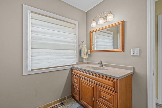 423 E HARRISON STREET, Appleton, WI 54915