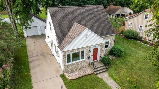 423 E HARRISON STREET, Appleton, WI 54915