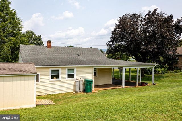 204 NINTH AVE, Luray, VA 22835